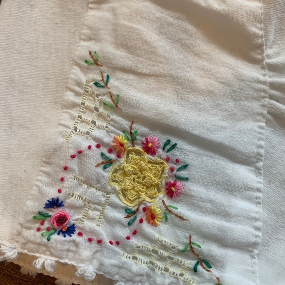 Vintage 70’s boho white top with embroidery - Picture 4 of 4